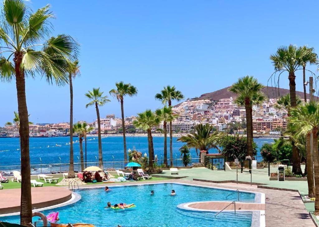 Apartament Los Cristianos Costamarアパートメント エクステリア 写真